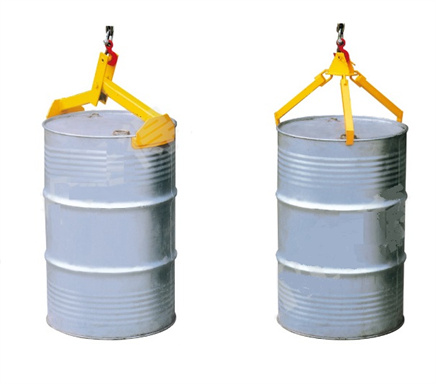 Oil drum lifting equipment